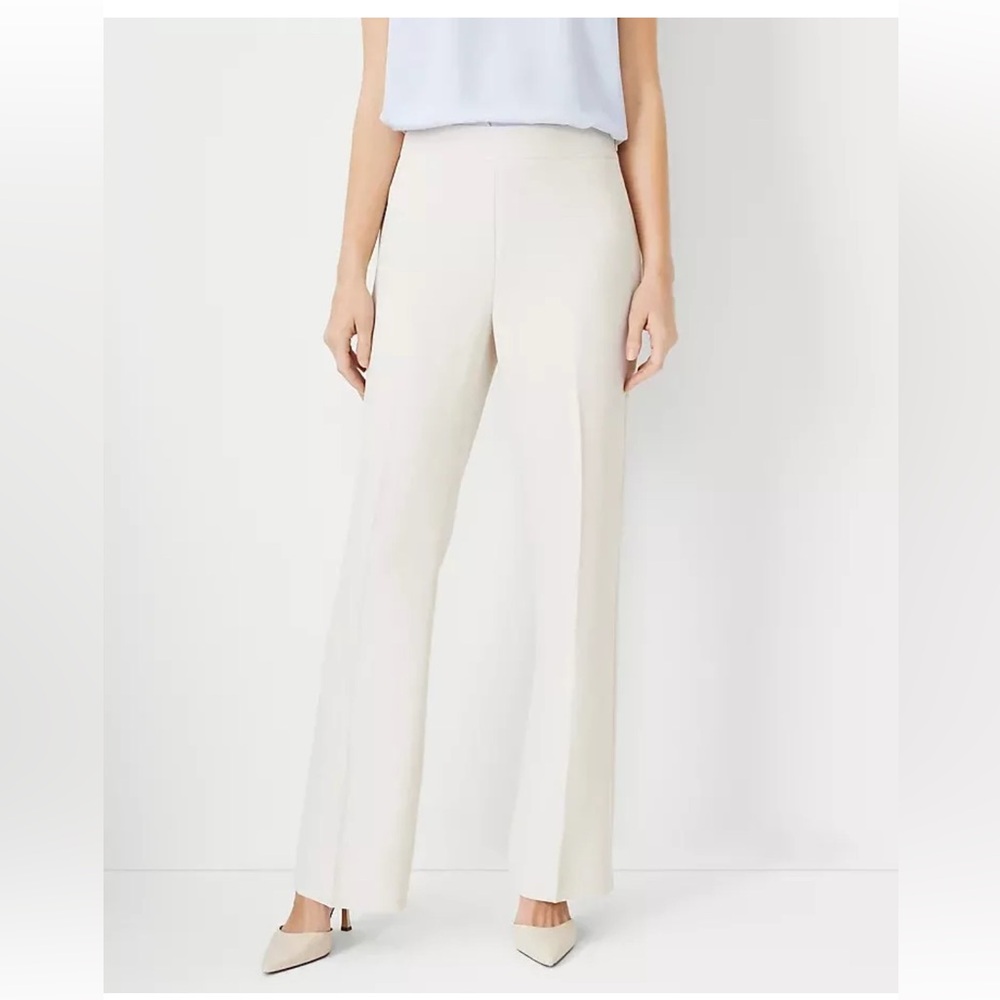 Ann Taylor The side zip pant Fluid crepe sz 4, light gray, read description